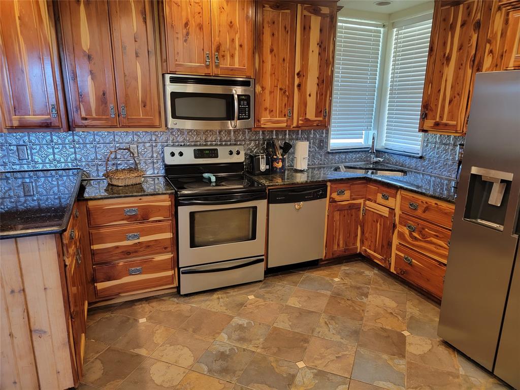 2270 County Road Cleburne, TX 76033 - Photo 7 of 22