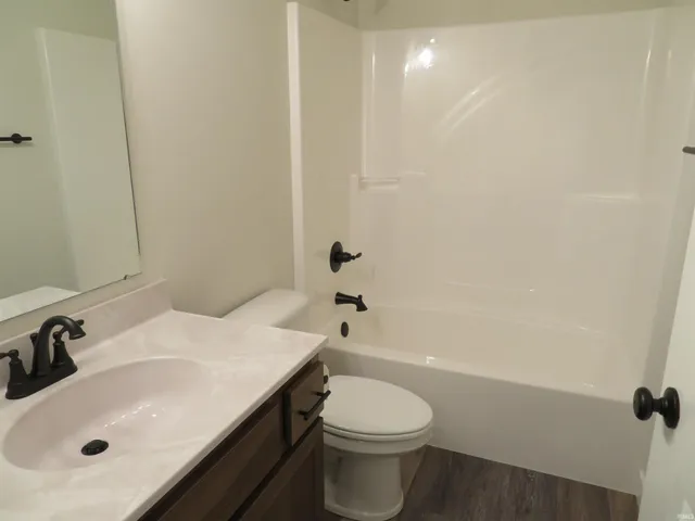 $344,500 | 18497 Falcons Lair Court, New Paris, IN 46553