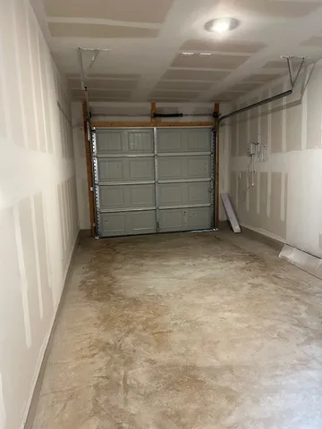 $1,450 | 45 Trinity Circle, Lockhart, TX 78644