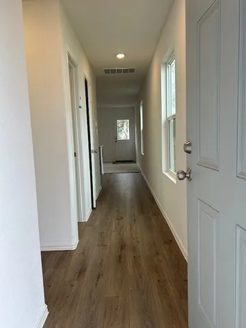 $1,450 | 45 Trinity Circle, Lockhart, TX 78644