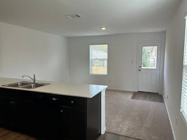 $1,450 | 45 Trinity Circle, Lockhart, TX 78644