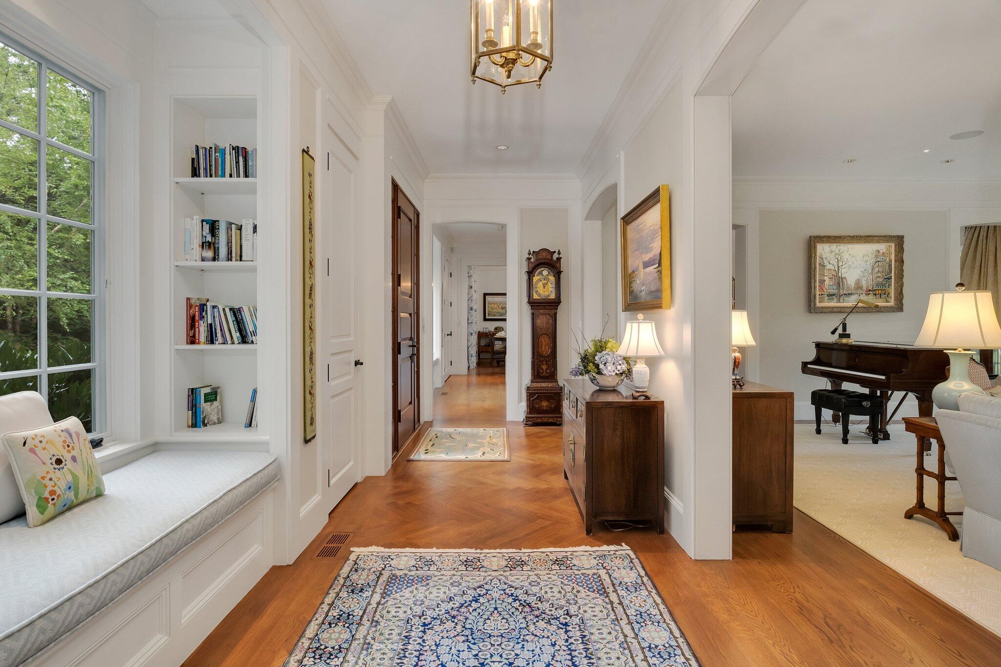 345 Windswept Way Osterville, MA 02655 - Photo 28 of 66 a living room with furniture and a rug