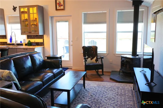 $1,175,000 | 15049 Ranch Road 101, Kempner, TX 76539