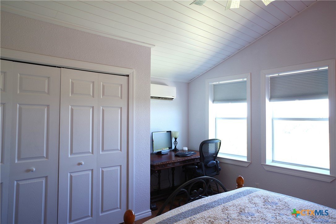 15049 Ranch Road 101 Kempner, TX 76539 - Photo 10 of 25 a workspace with furniture and a window