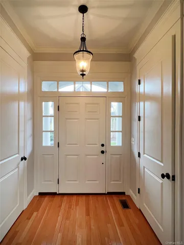 $985,000 | 11 Aske Street, Warwick, NY 10990