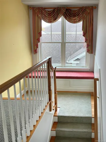 $985,000 | 11 Aske Street, Warwick, NY 10990