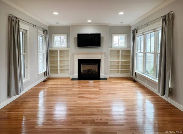 $985,000 | 11 Aske Street, Warwick, NY 10990