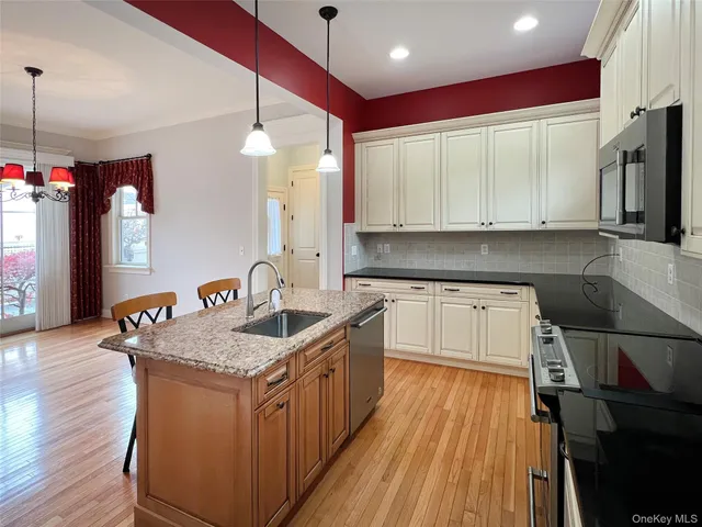 $985,000 | 11 Aske Street, Warwick, NY 10990