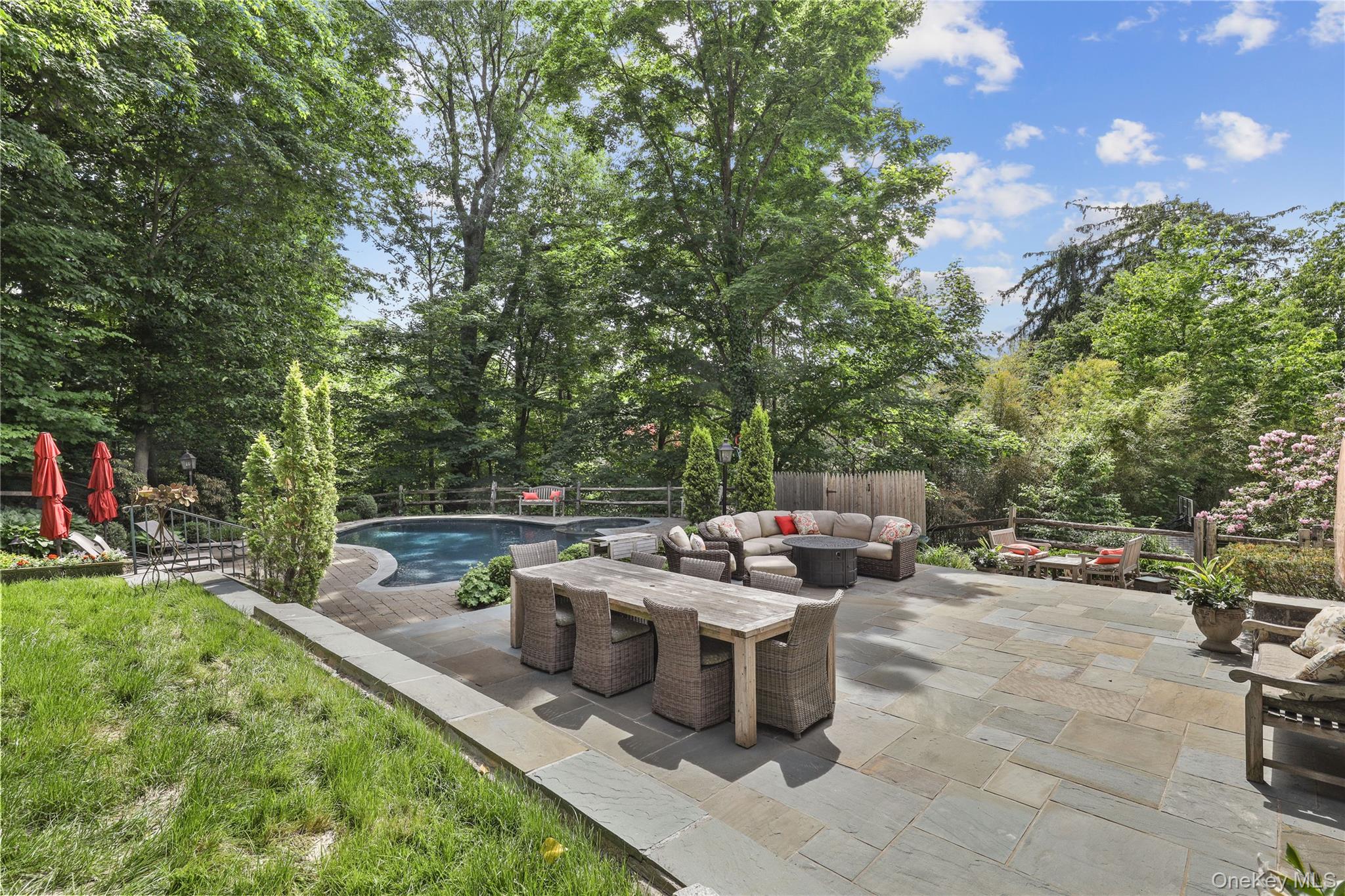41 Lincoln Avenue Rye Brook, NY 10573 - Photo 33 of 38