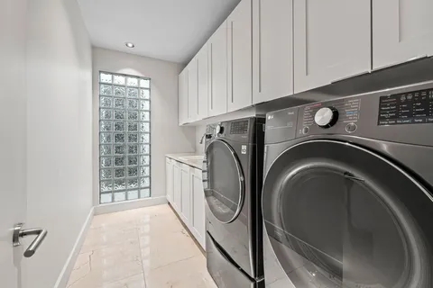 $1,299,000 | 2114 Potomac Drive, Unit A, Houston, TX 77057