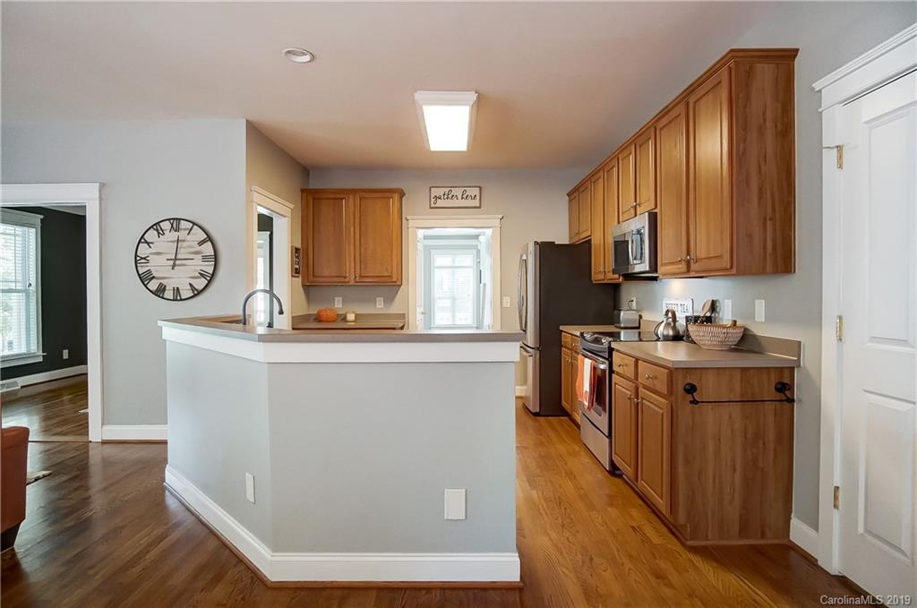 1055 Hunters Run Drive Tega Cay, SC 29708 - Photo 14 of 39 Gallery Image 14