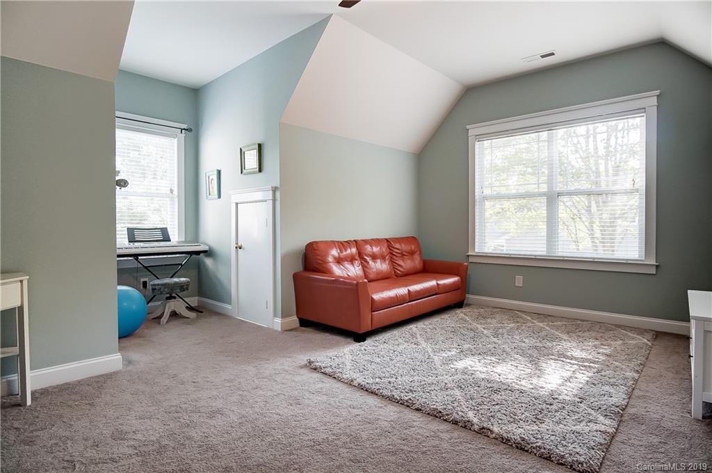 1055 Hunters Run Drive Tega Cay, SC 29708 - Photo 30 of 39 Gallery Image 30