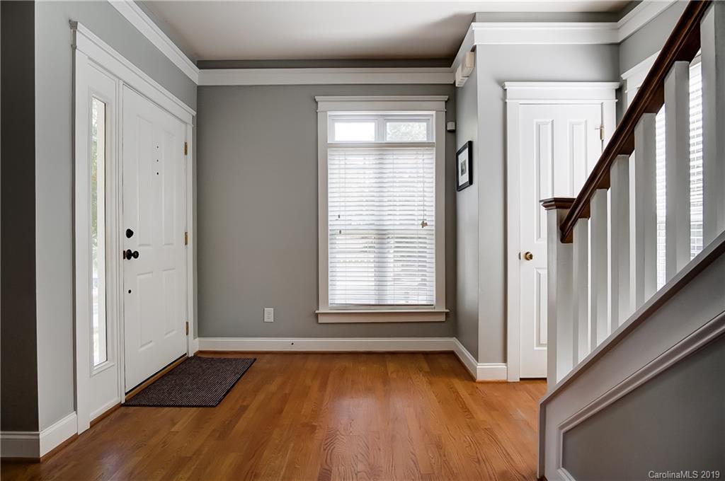 1055 Hunters Run Drive Tega Cay, SC 29708 - Photo 4 of 39 Gallery Image 4