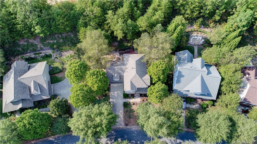 1055 Hunters Run Drive Tega Cay, SC 29708 - Photo 38 of 39 Gallery Image 38