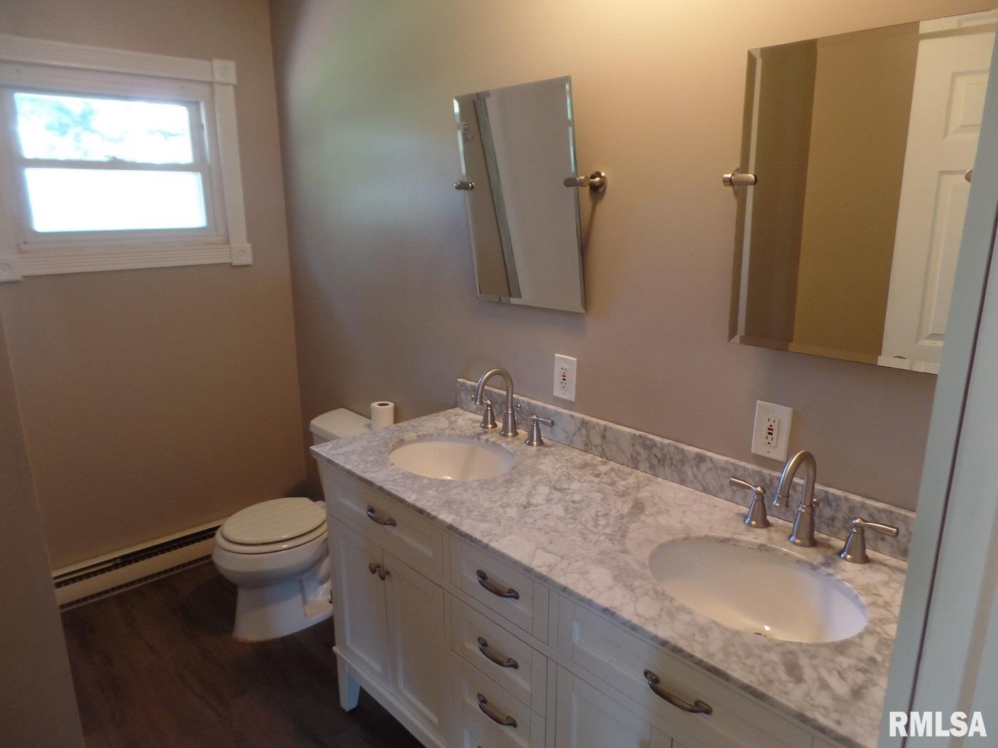 16390 Moellers Road Marion, IL 62959 - Photo 9 of 12 Gallery Image 9