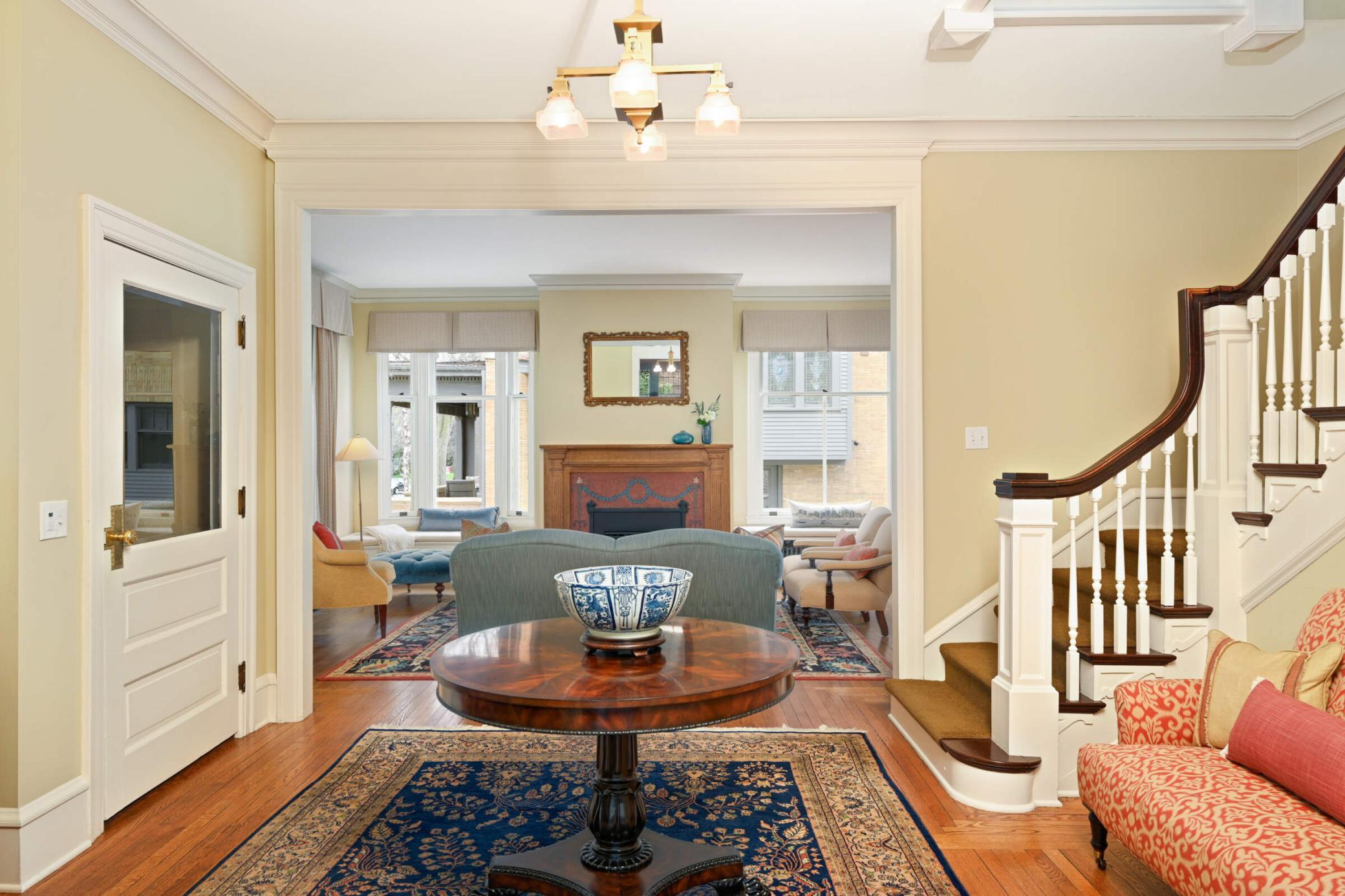 1776 Knox Avenue South Minneapolis, MN 55403 - Photo 3 of 19