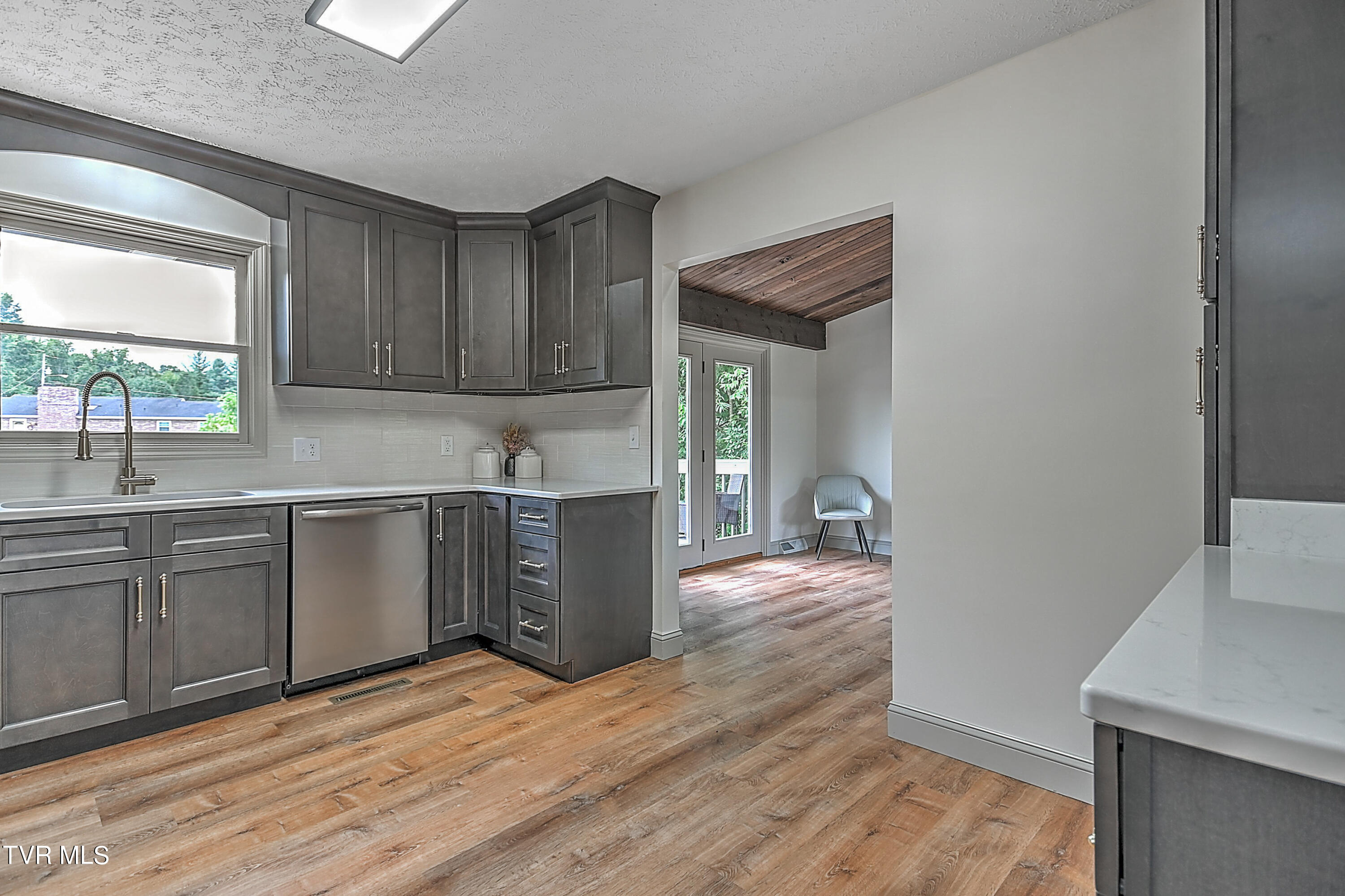 1109 Meadow Lane Kingsport, TN 37663 - Photo 12 of 54 1109 Meadow Ln KB-17