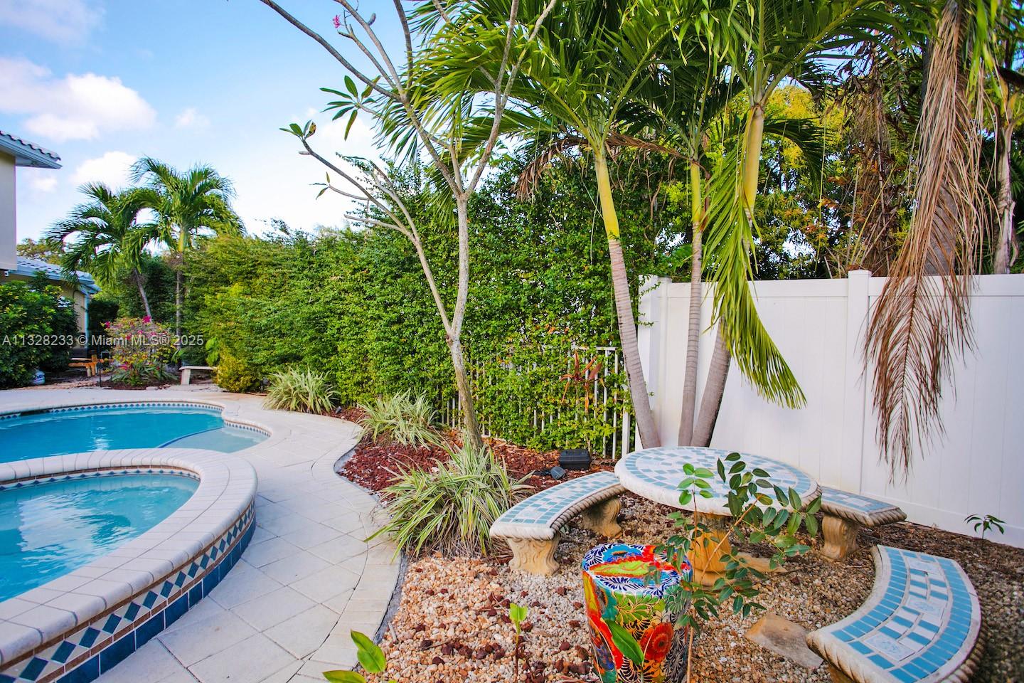 809 South 17th Avenue Hollywood, FL 33020 - Photo 4 of 45