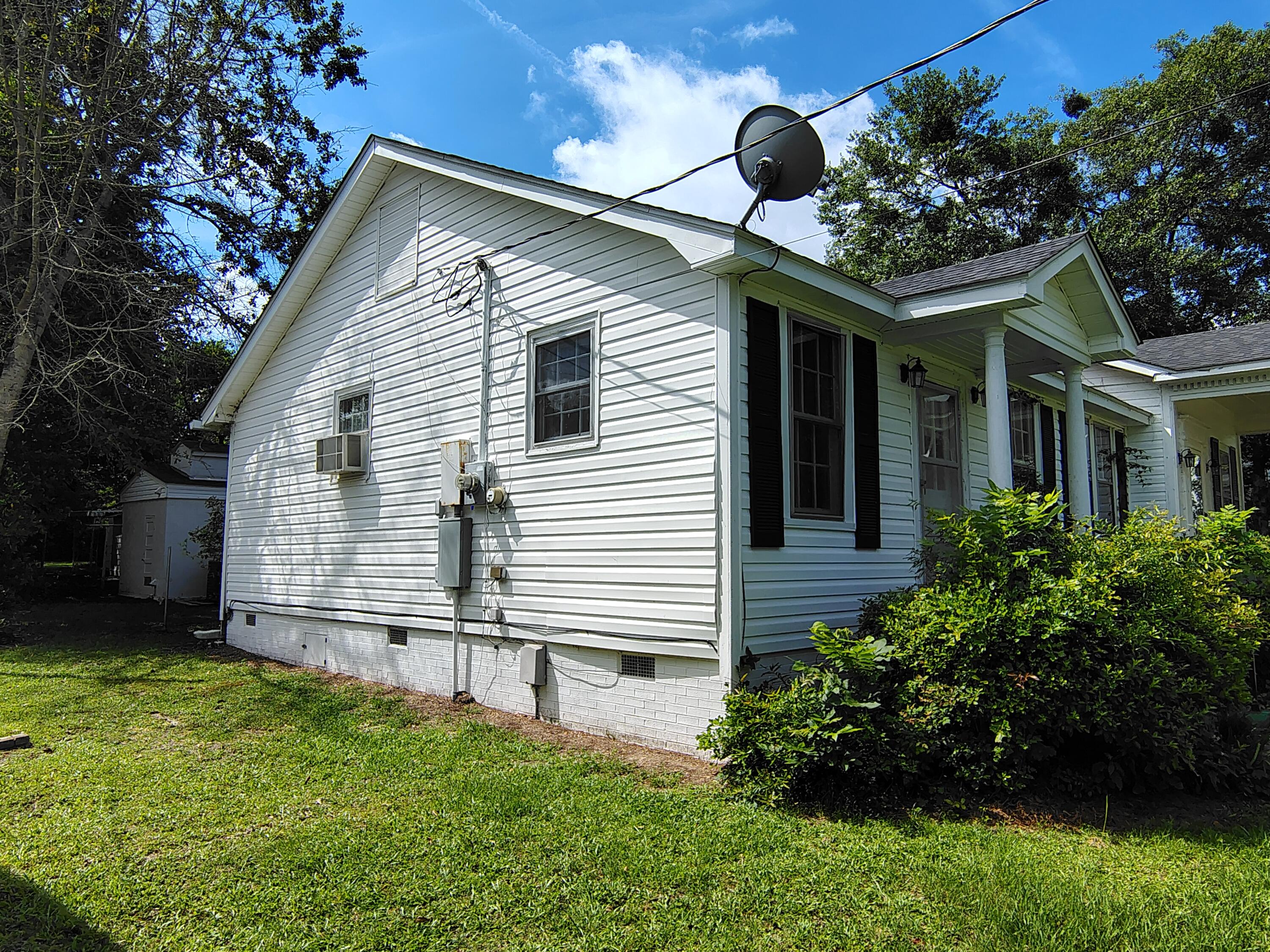 406 Thames Street Manning, SC 29102 - Photo 10 of 71