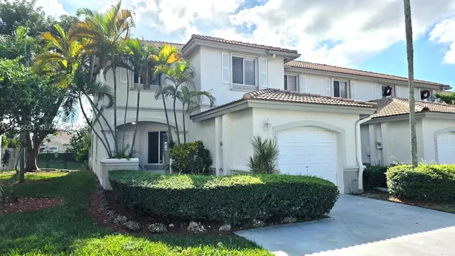 $3,200 | 16276 Southwest 75th Street, Miami, FL 33193