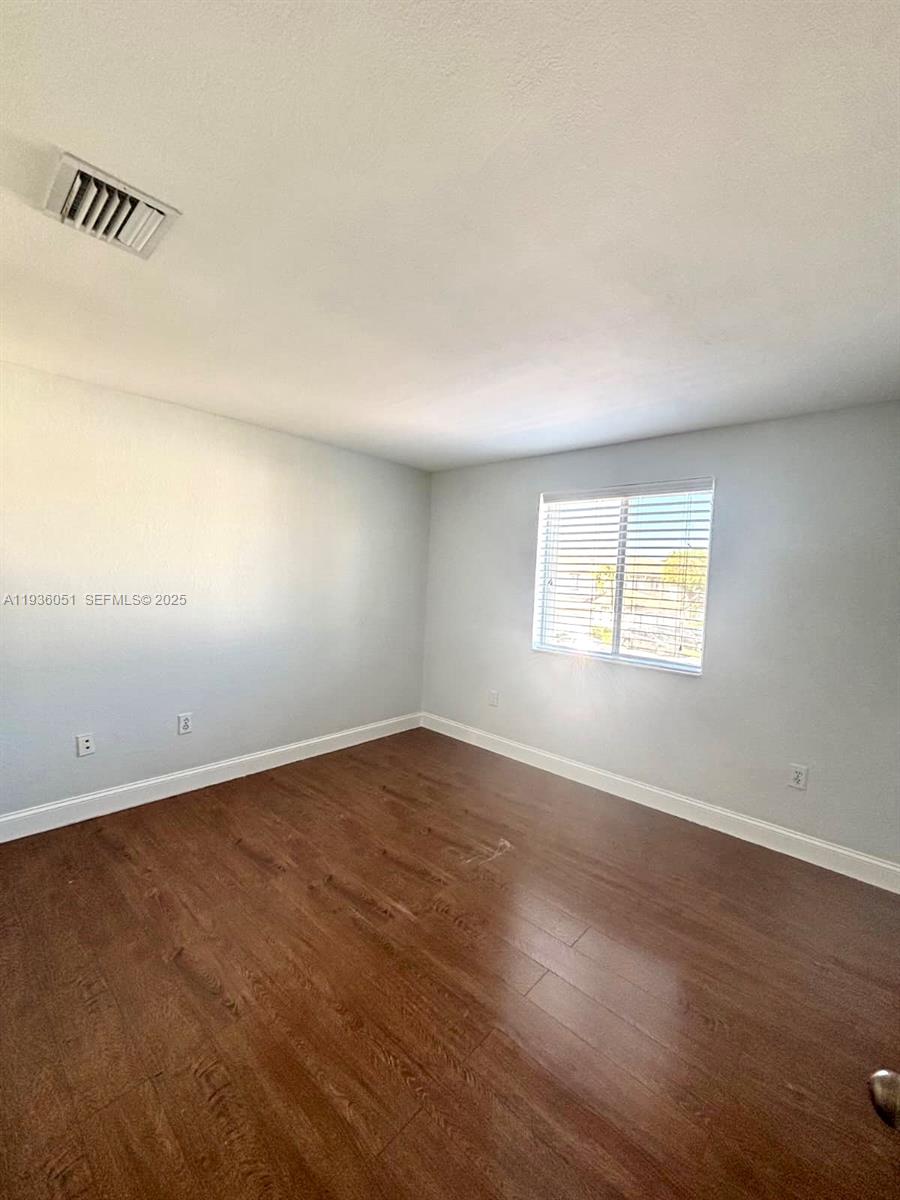 16276 Southwest 75th Street Miami, FL 33193 - Photo 24 of 38