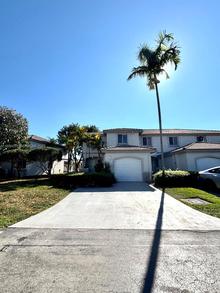 16276 Southwest 75th Street Miami, FL 33193 - Photo 36 of 38