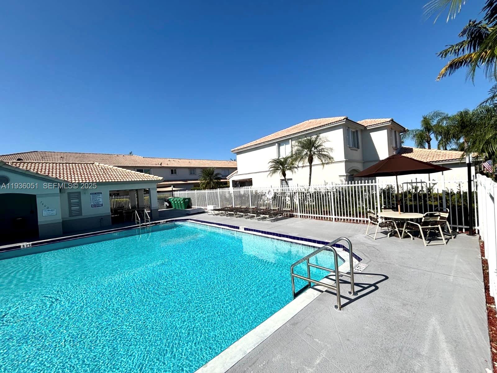 16276 Southwest 75th Street Miami, FL 33193 - Photo 38 of 38