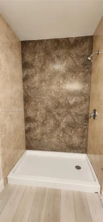 $2,400 | 800 Southwest 10th Avenue, Unit 800, Hallandale Beach, FL 33009
