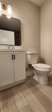 $2,400 | 800 Southwest 10th Avenue, Unit 800, Hallandale Beach, FL 33009