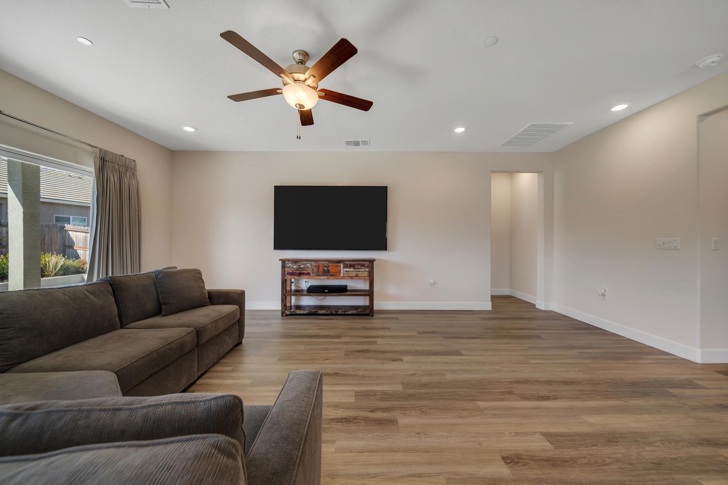 892 Dry Creek Road Galt, CA 95632 - Photo 17 of 53 Gallery Image 17