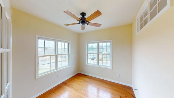 $389,000 | 807 Maple Shade Drive, Holmen, WI 54636