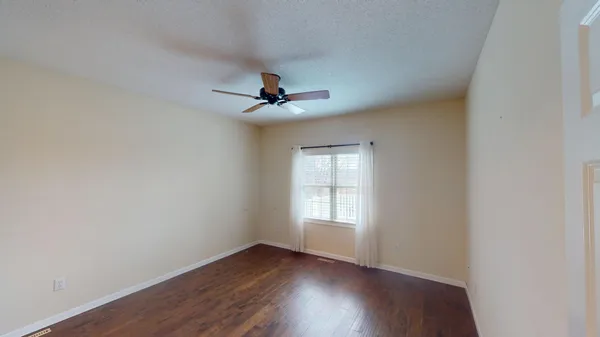 $389,000 | 807 Maple Shade Drive, Holmen, WI 54636