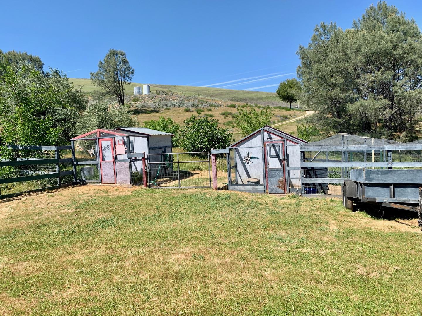 73856 Copperhead Road Bradley, CA 93426 - Photo 12 of 23 a house view with a garden space
