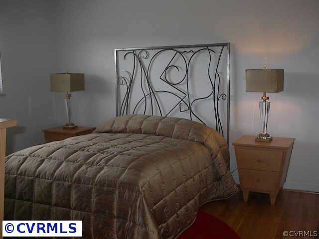 Other - Queen size bedroom!