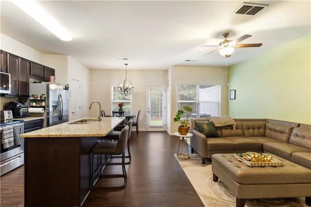 $2,050 | 7751 Haynes Park Circle, Lithonia, GA 30038