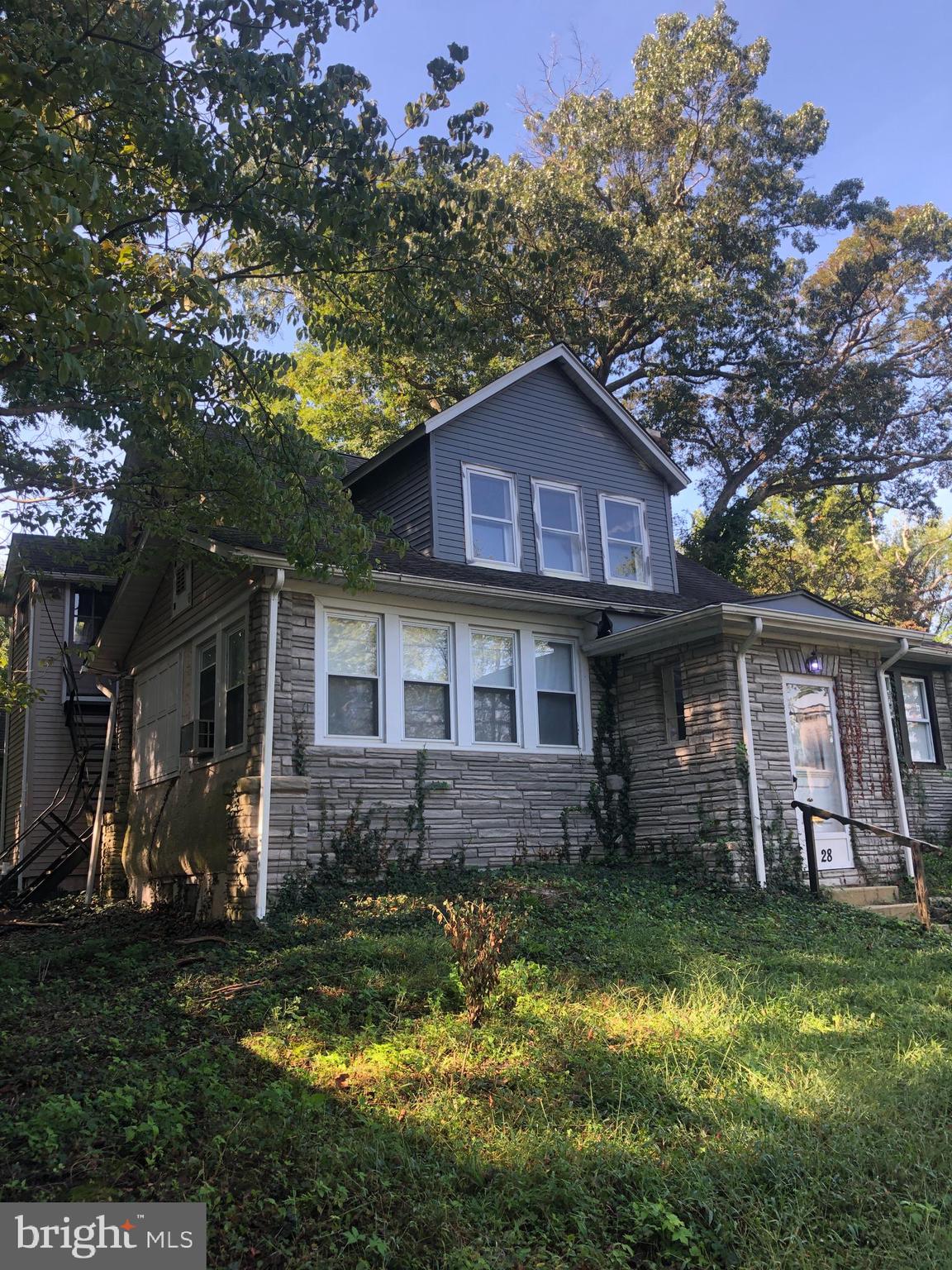 28 Cedar Lane Clementon, NJ 08021 - Photo 3 of 48