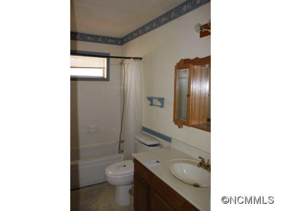 632 Old Wagy Road Forest City, NC 28043 - Photo 5 of 13 Gallery Image 5