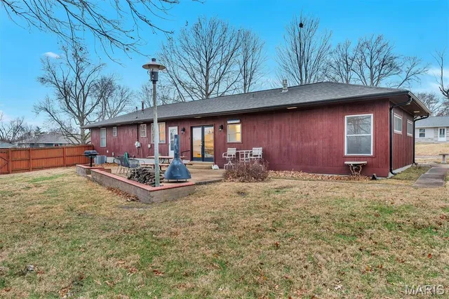 $279,900 | 61 Buckley Meadows Drive, Mehlville, MO 63125