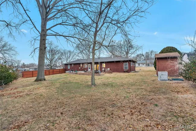 $279,900 | 61 Buckley Meadows Drive, Mehlville, MO 63125