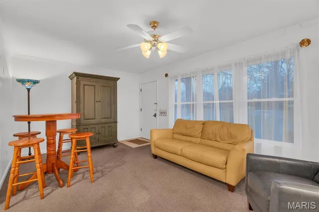 $279,900 | 61 Buckley Meadows Drive, Mehlville, MO 63125