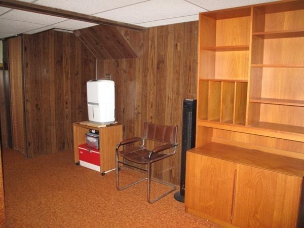 50 Beaverbrook Road Burlington, MA 01803 - Photo 13 of 19 Gallery Image 13