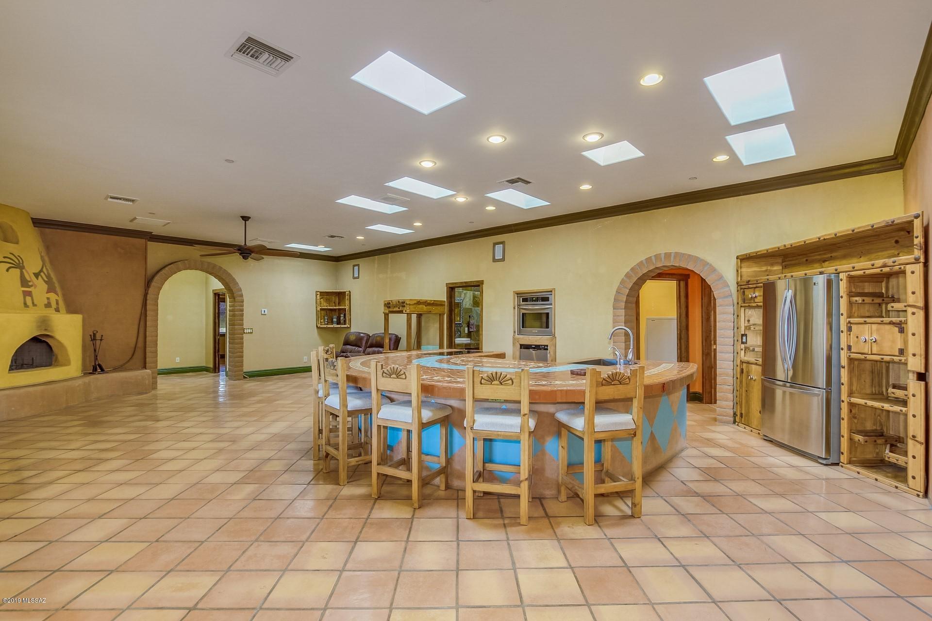 4650 East Edwin Road Tucson, AZ 85739 - Photo 8 of 22 Gallery Image 8