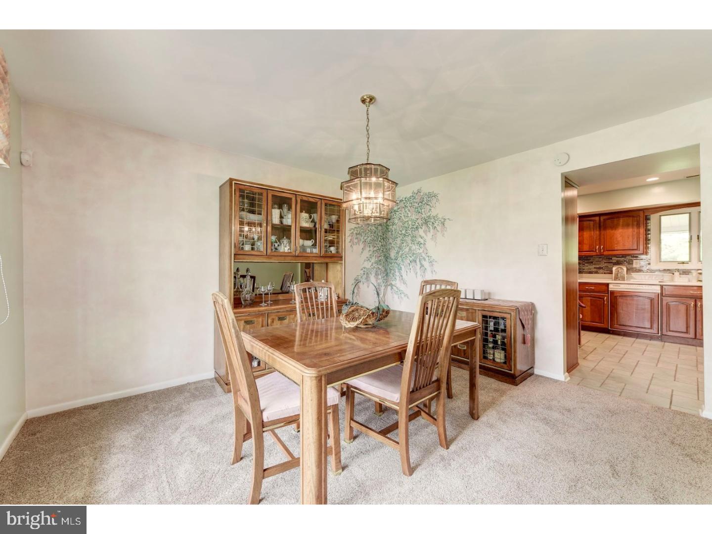 7 Old Mill Road Sewell, NJ 08080 - Photo 6 of 25 Dining Room