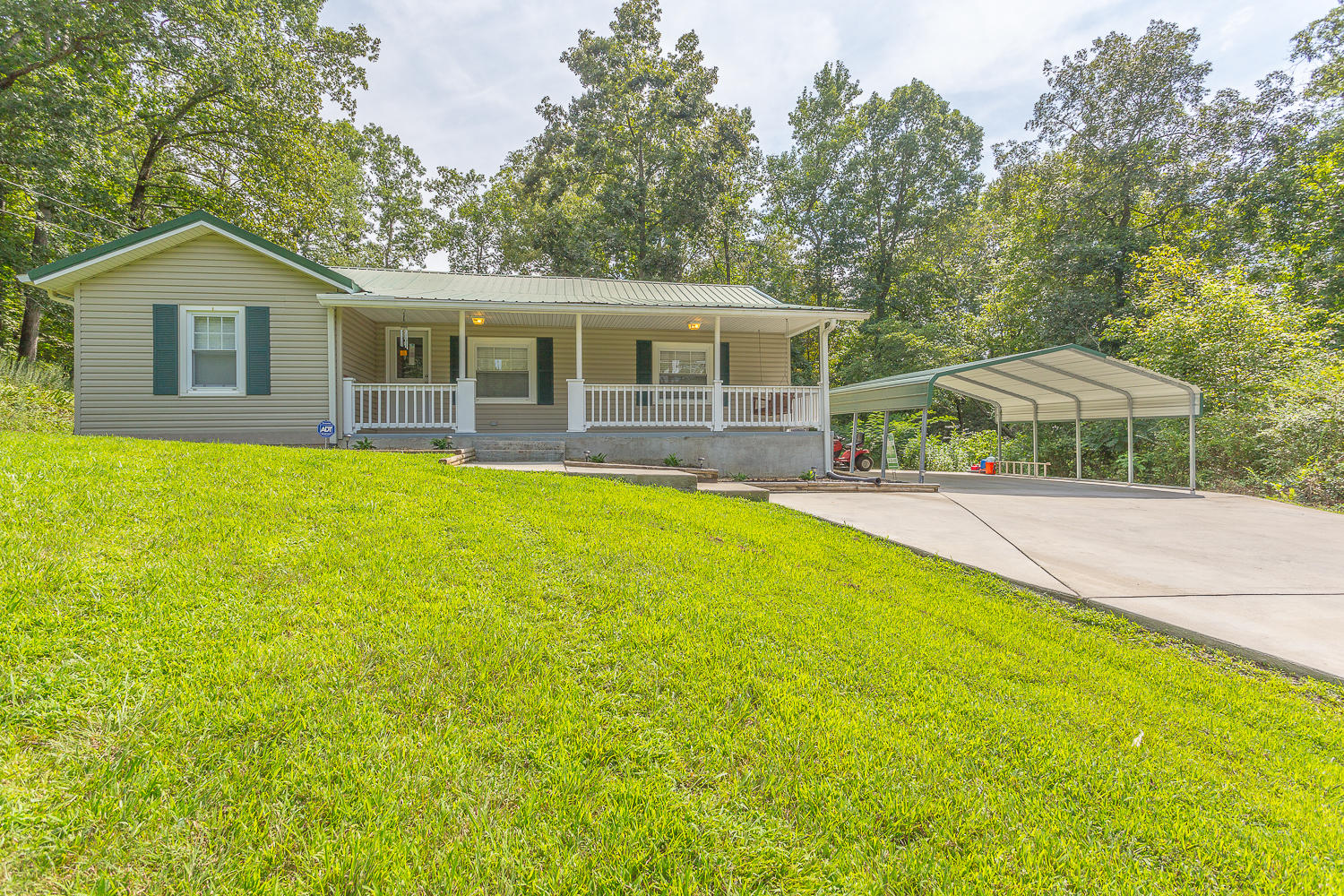 154 Lake Howard Road LaFayette, GA 30728 - Photo 26 of 26 154 Lake Howard-6