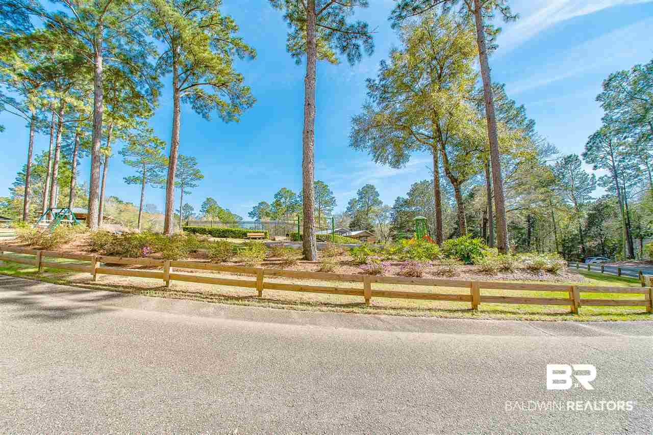 106 Montclair Place Daphne, AL 36526 - Photo 35 of 39