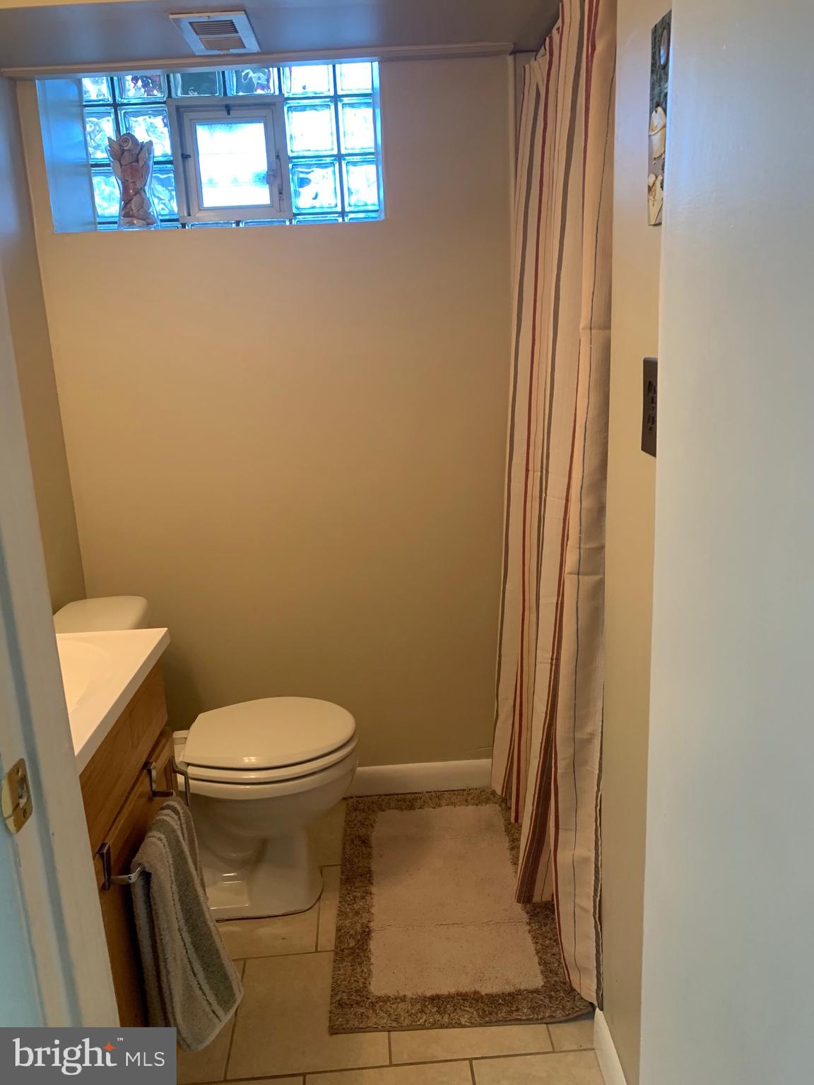 2934 Willits Road Philadelphia, PA 19136 - Photo 36 of 39 Full bathroom with shower in the basement