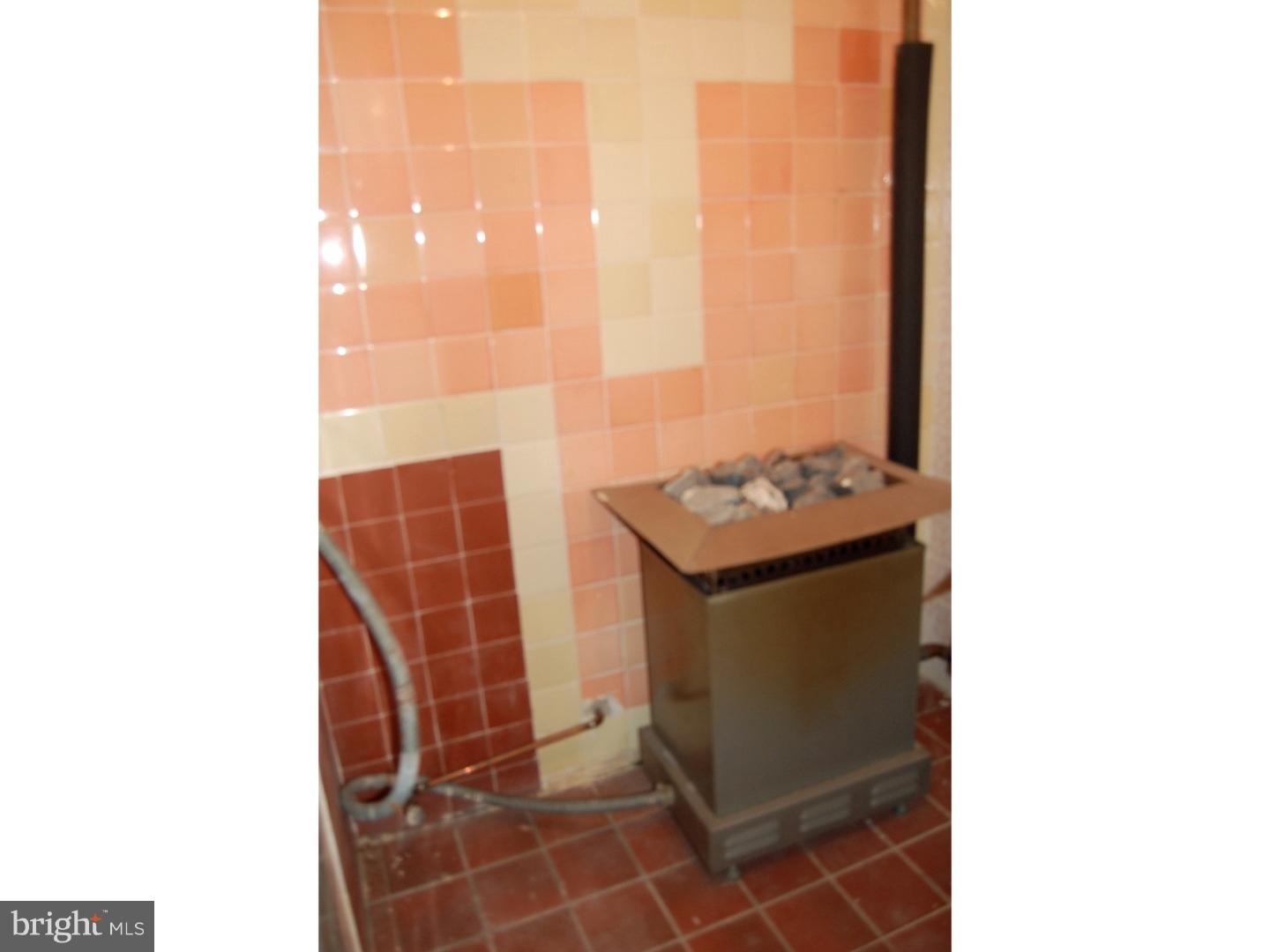 140 Kings Road Westampton, NJ 08060 - Photo 22 of 24 Sauna