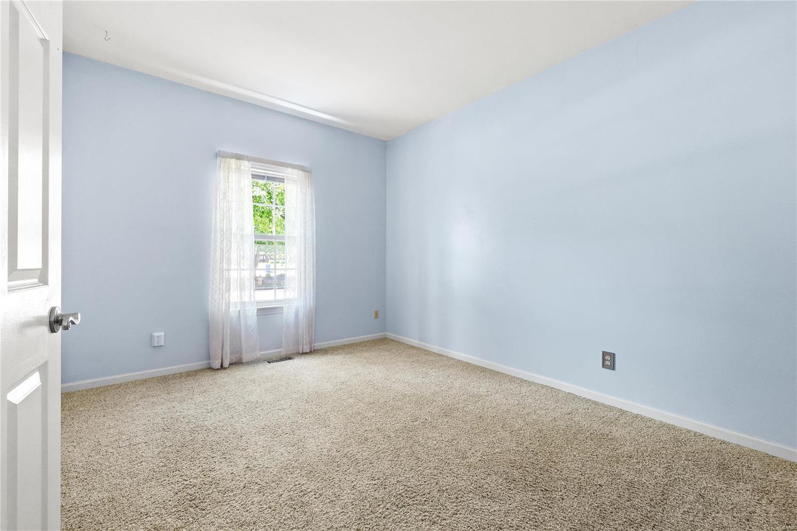 10 Arbor Hill Court Ballwin, MO 63021 - Photo 22 of 60