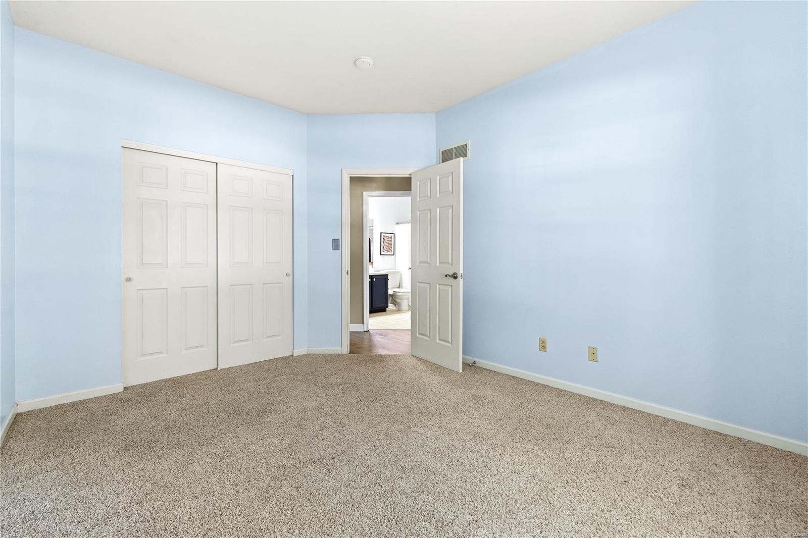 10 Arbor Hill Court Ballwin, MO 63021 - Photo 23 of 60