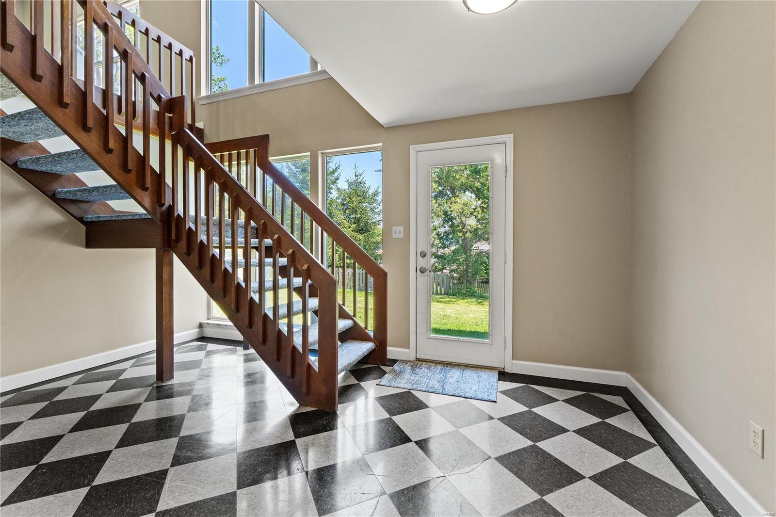 10 Arbor Hill Court Ballwin, MO 63021 - Photo 35 of 60